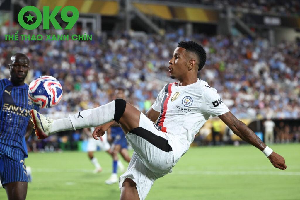 Man City Thăng Hoa Premier League Nhờ Savinho