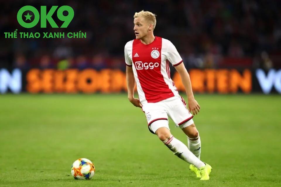 OK9 Sốc: Donny Van De Beek Đứt Gân Achilles
